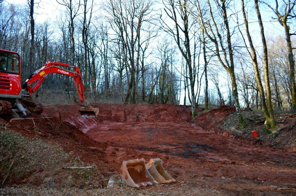 travaux aire d'accueil du circuit réalisation de l'aire d'accueil du circuit